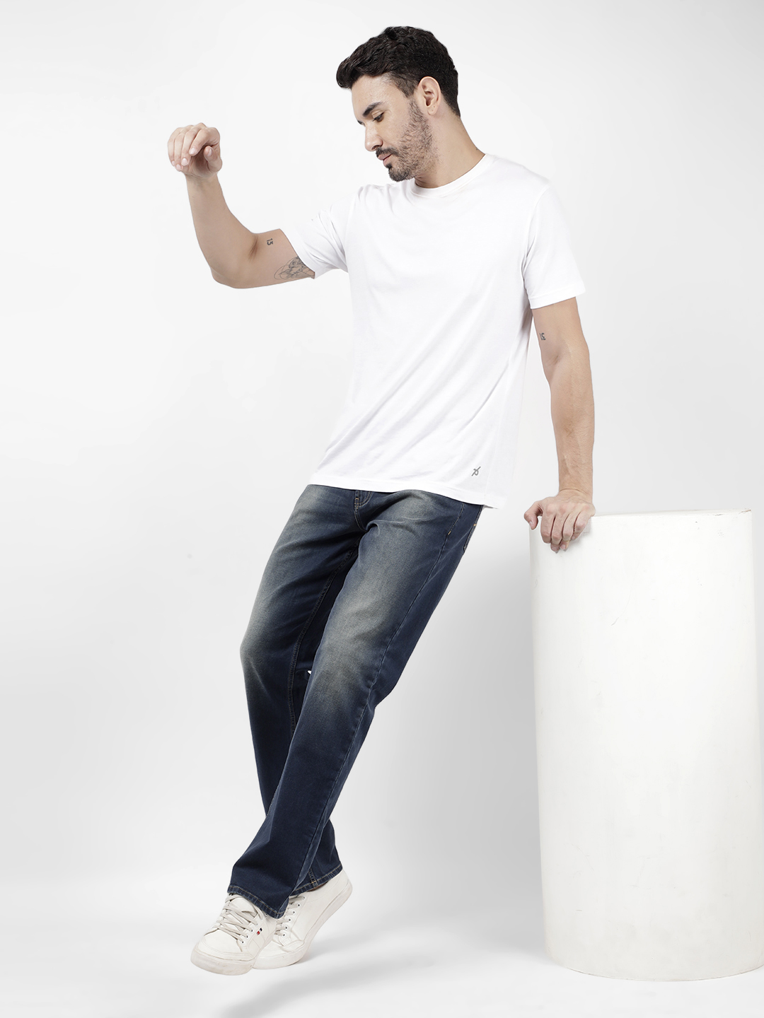 Numero Uno Men Solid Dark Blue Jeans